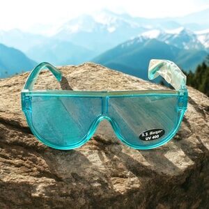 AJ Morgan Blue sunglasses New